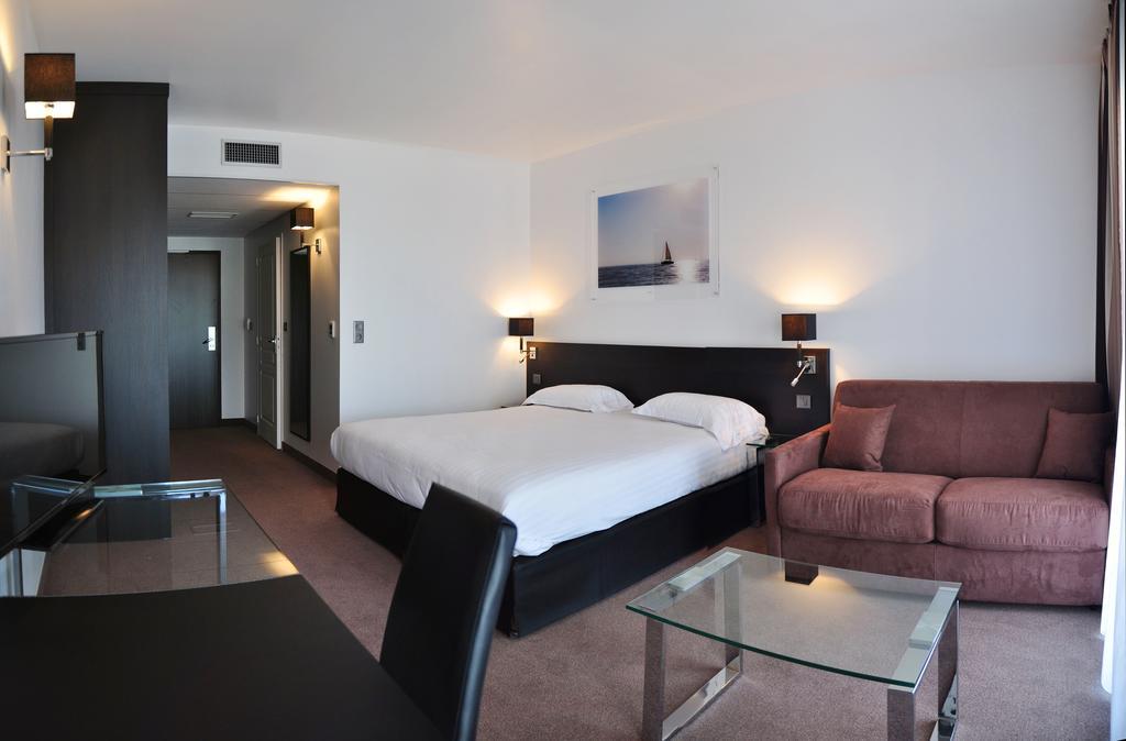 Golden Tulip Pornic Suites- Appart Hotel Dış mekan fotoğraf
